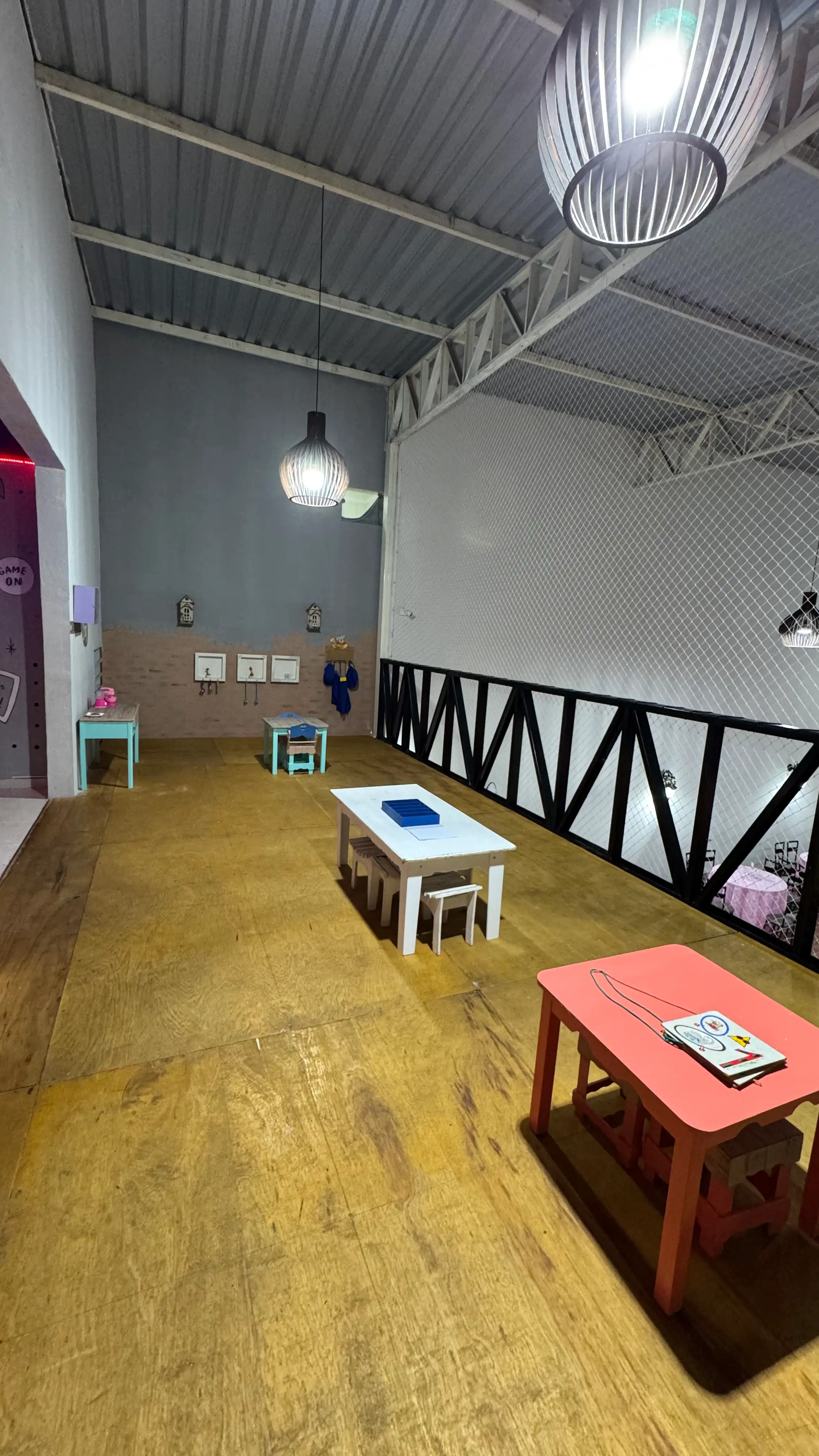 Mesa de doces decorada no Vila do Sol